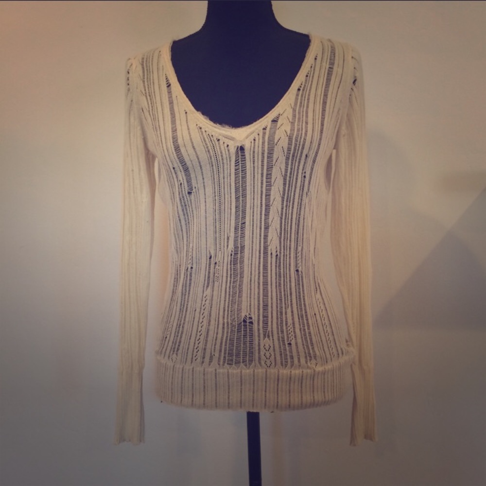 Elie Tahari cream frayed sweater